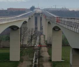 Nuove sponde di protezione sul viadotto dell’“Est- Ovest” a Cuneo.